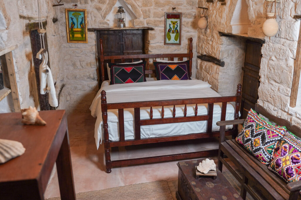 Al-Hisn Room - Heritage Double Room near Taqah Castle Oman